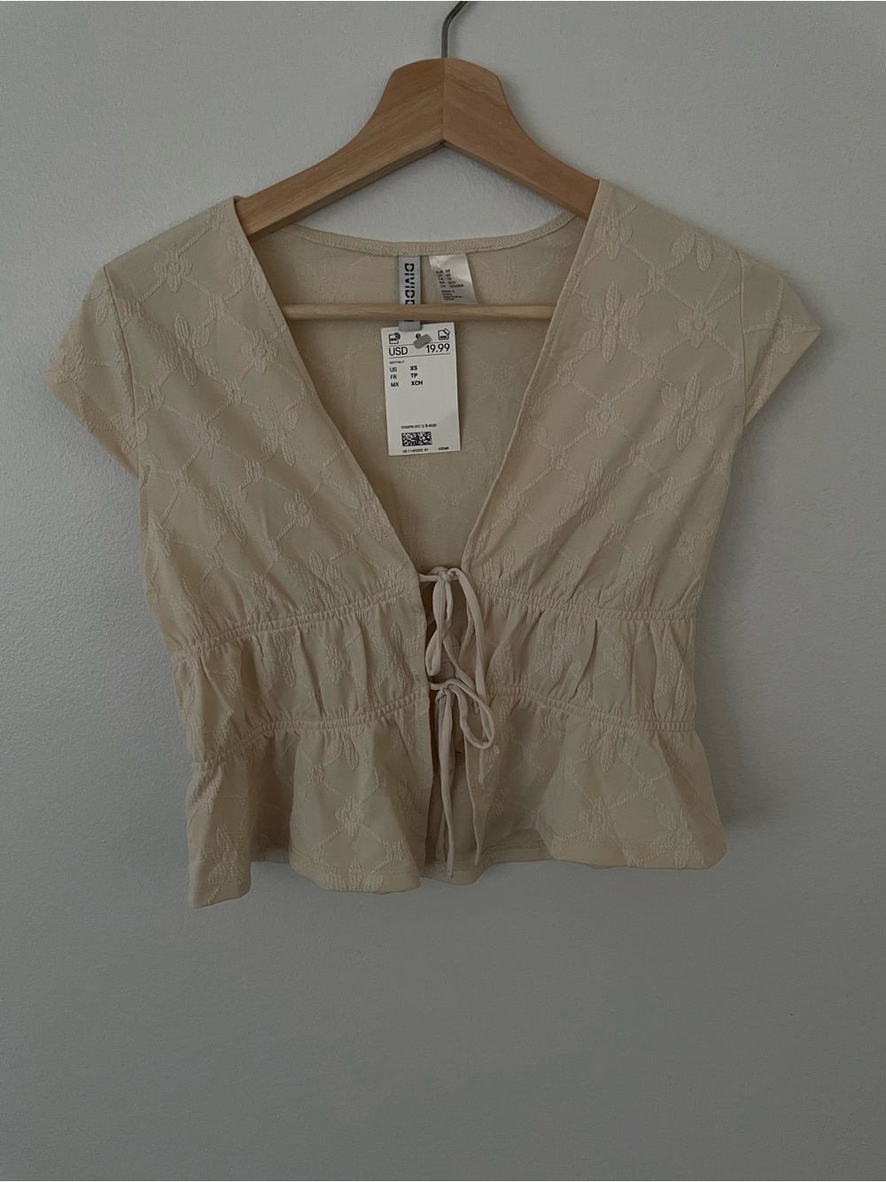 NWT H&M Divided light beige tie-front top